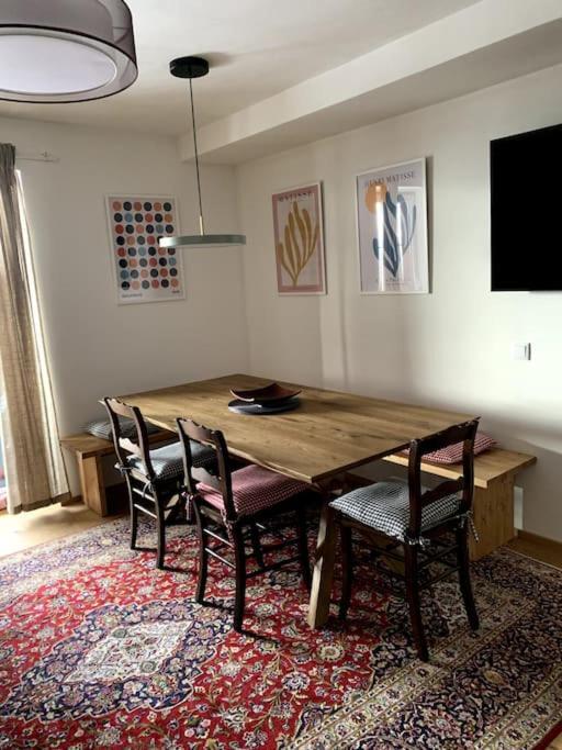 Apartment Zaly *